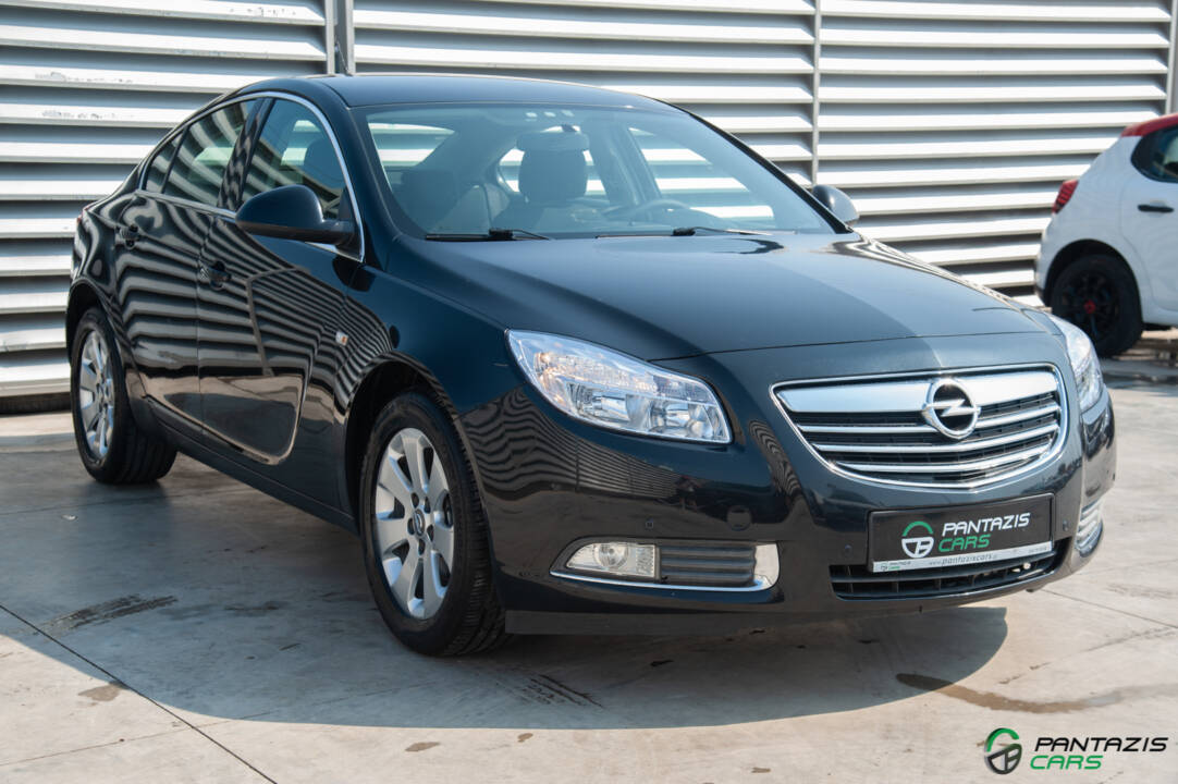 Opel Insignia Sedan 2.0CDTi 130HP