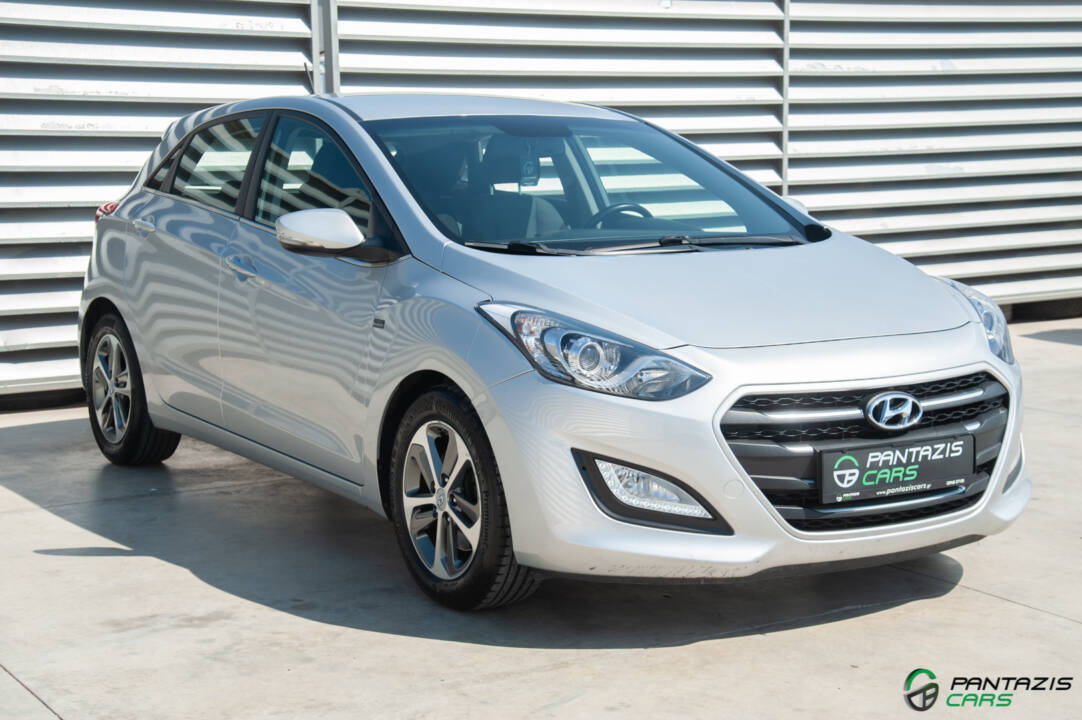 Hyundai i30 1.6CRDi 135HP AUTO