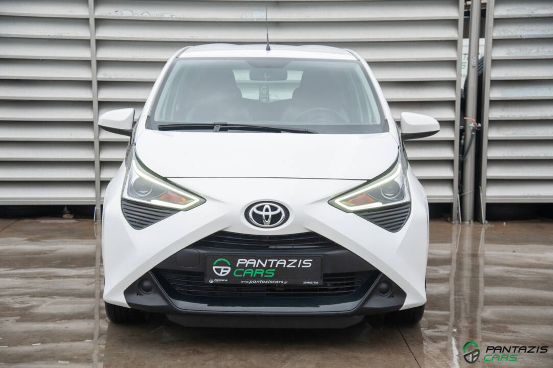 Toyota Aygo X-Play 1.0VVTi 72HP