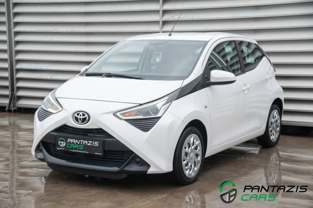 Toyota Aygo X-Play 1.0VVTi 72HP
